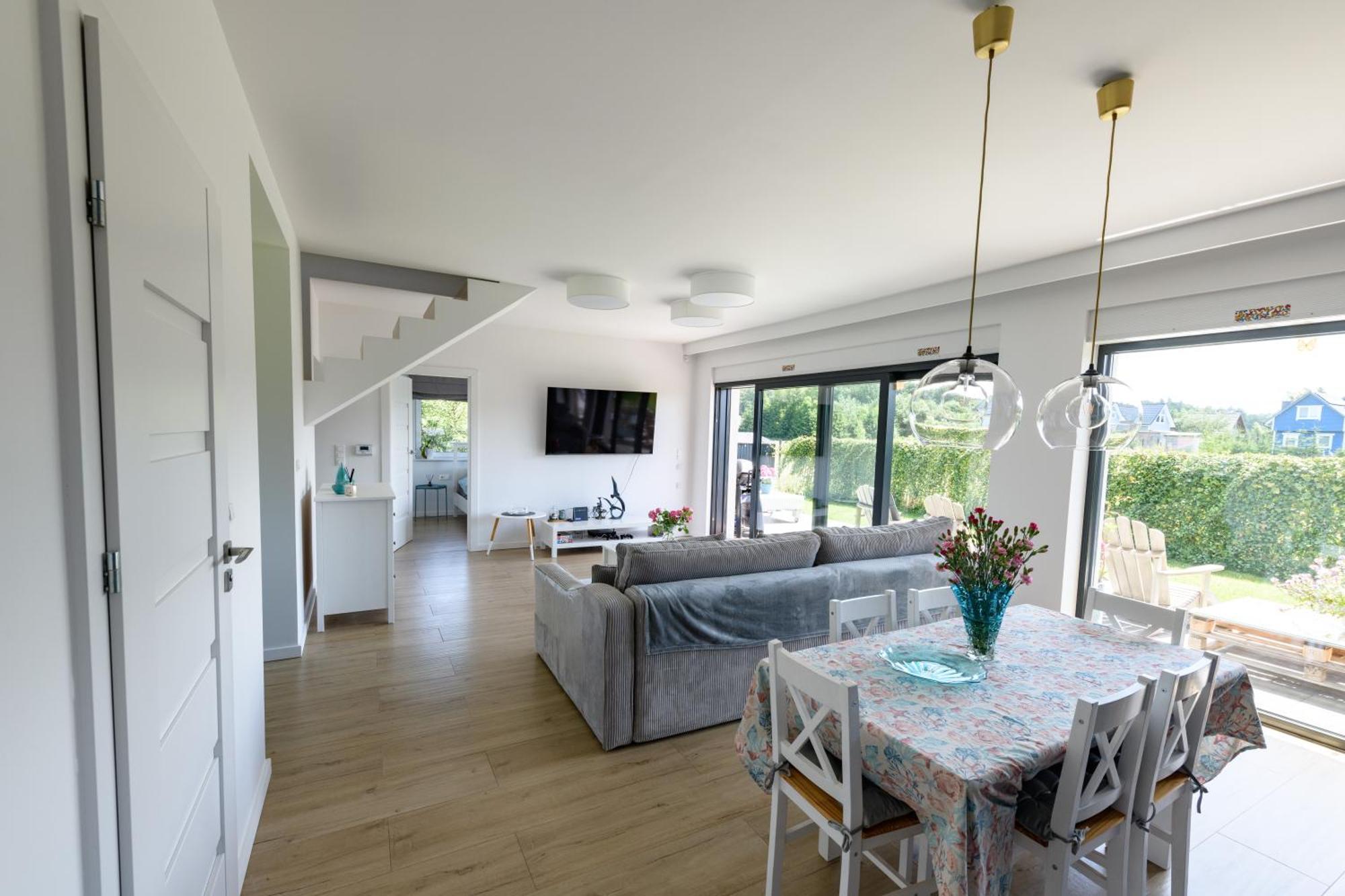 Przejrzysty Villa ซาชิโน ภายนอก รูปภาพ