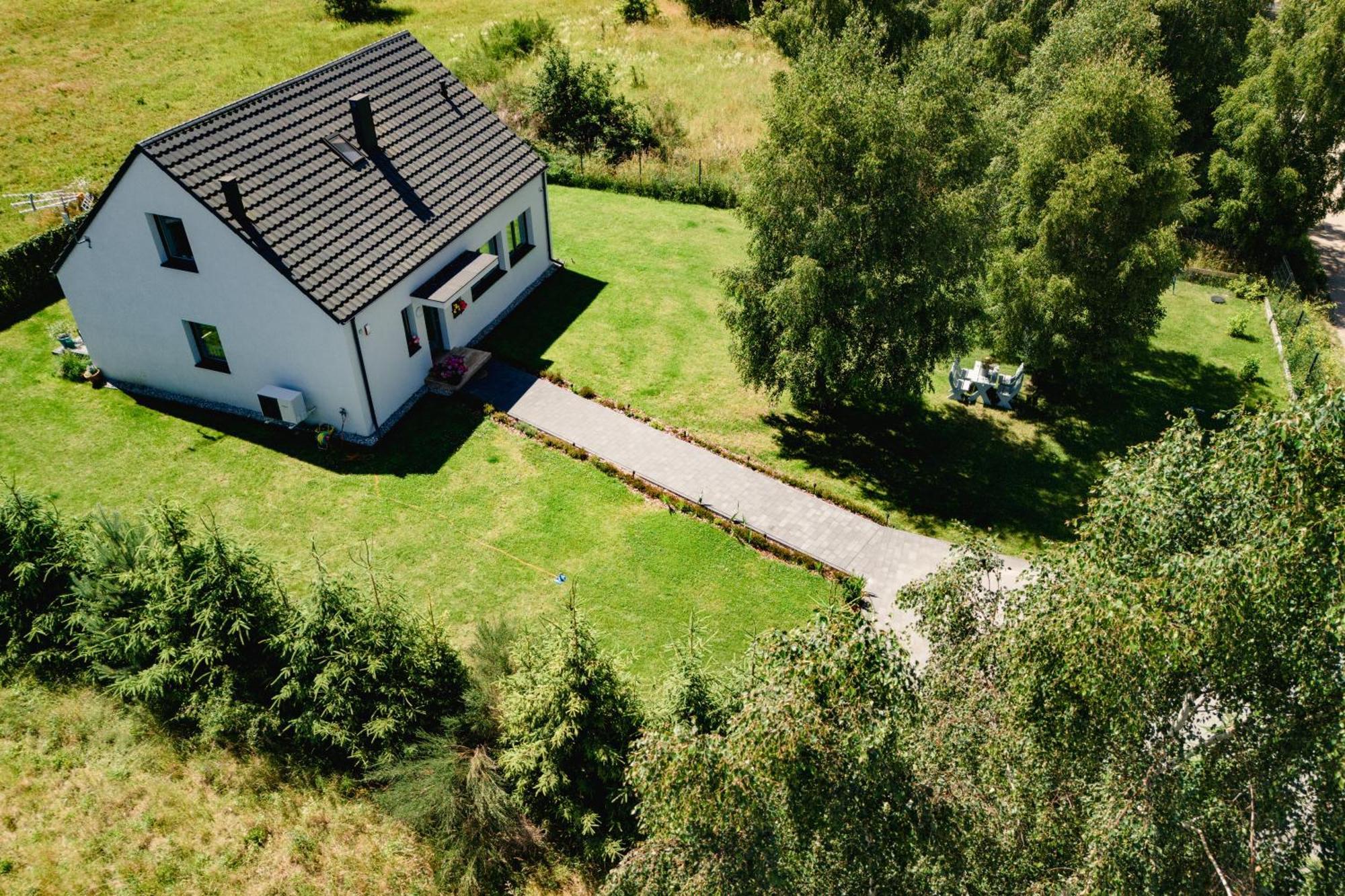 Przejrzysty Villa ซาชิโน ภายนอก รูปภาพ